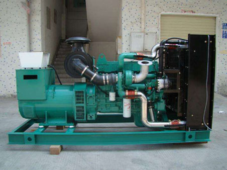 向阳1100kw康明斯柴油发电机组图片 向阳1100kw康明斯柴油发电机组图片