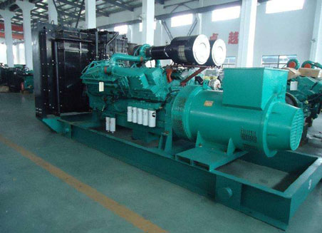 向阳800kw康明斯柴油发电机组图片 向阳800kw康明斯柴油发电机组图片
